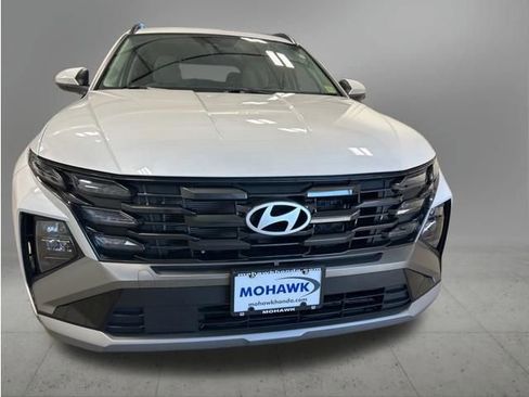 Used 2025 Hyundai Tucson Blue image 2