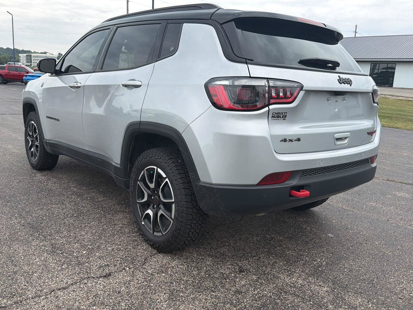 Used 2026 Jeep Compass Trailhawk AWD/4WD image 7