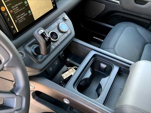 Used 2024 Land Rover Defender 110 X image 16