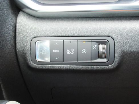 Used 2025 GMC Terrain Elevation FWD image 22