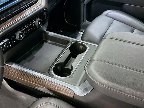 Used 2025 Chevrolet Silverado 2500 LT w/ Trail Boss Package image 17