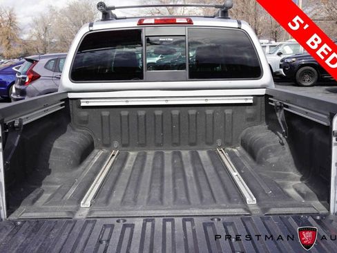 Used 2021 Nissan Frontier PRO-4X w/ Pro-4x Utility Package image 8