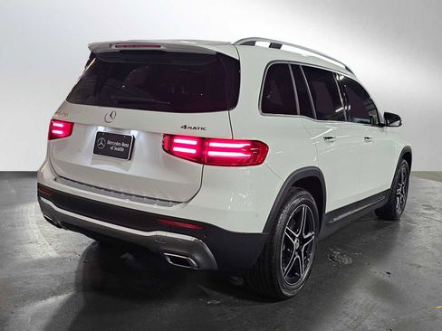 New 2026 Mercedes-Benz GLB 250 4MATIC image 3