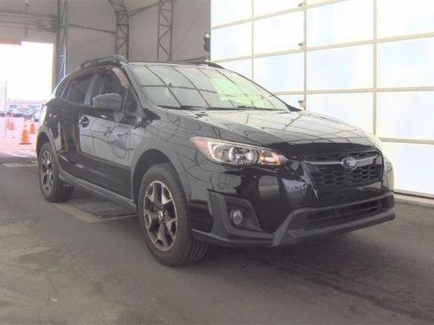 Used 2018 Subaru Crosstrek 2.0i Premium w/ Popular Package #3 AWD/4WD image 3