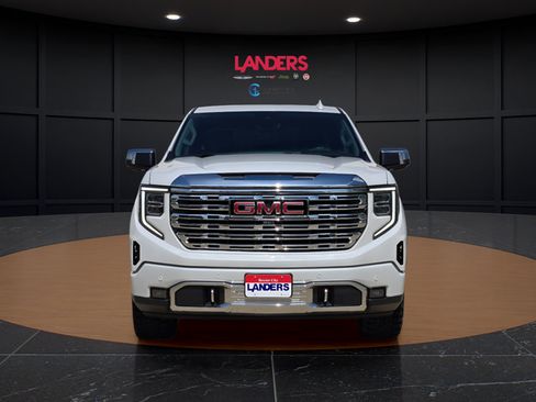 Used 2023 GMC Sierra 1500 Denali w/ Denali Reserve Package AWD/4WD image 6