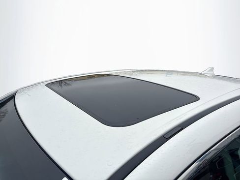 Used 2022 Subaru Legacy Touring XT w/ Popular Package #3 image 8