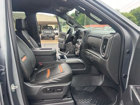 Used 2020 GMC Sierra 1500 AT4 w/ AT4 Preferred Package AWD/4WD image 14