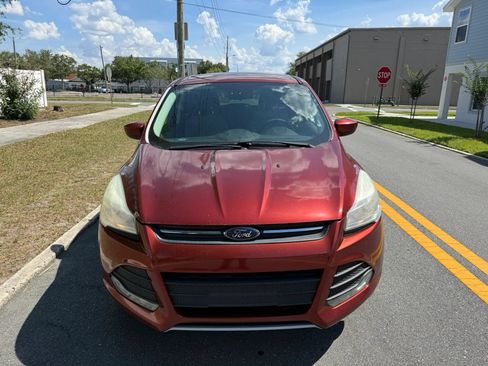 Used 2016 Ford Escape SE AWD/4WD image 3