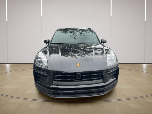 New 2026 Porsche Macan AWD/4WD image 10