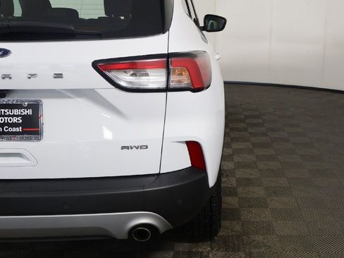 Used 2022 Ford Escape SE image 14