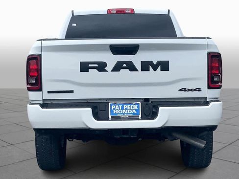 Used 2025 RAM 2500 Big Horn AWD/4WD image 5