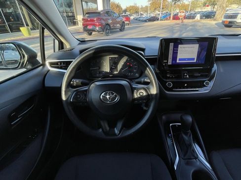 Used 2024 Toyota Corolla LE image 12