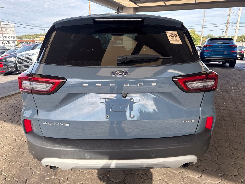 Used 2024 Ford Escape Active w/ Tech Pack #2 AWD/4WD image 7