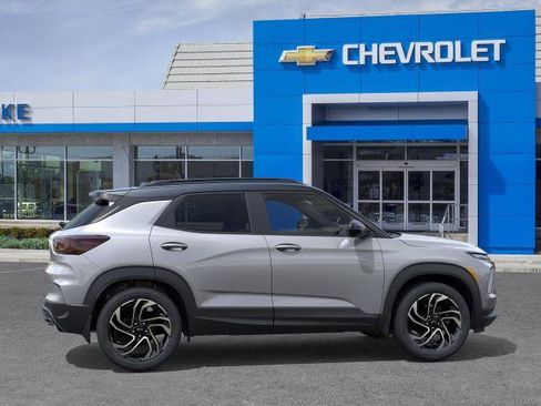 New 2026 Chevrolet TrailBlazer RS w/ Convenience Package FWD image 5