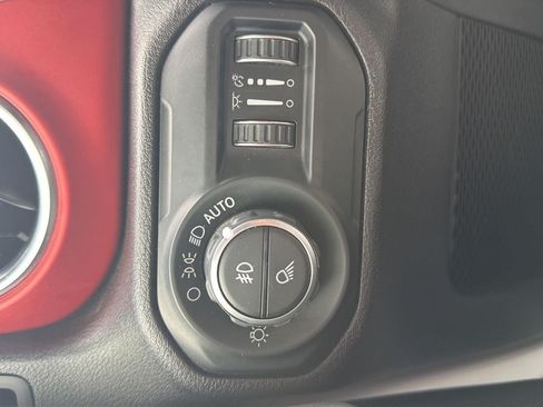 Used 2020 Jeep Gladiator Rubicon AWD/4WD image 14