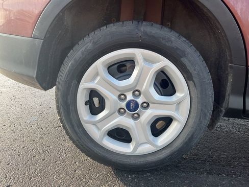 Used 2018 Ford Escape S image 11