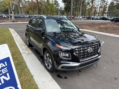 Certified 2021 Hyundai Venue SEL w/ Cargo Package