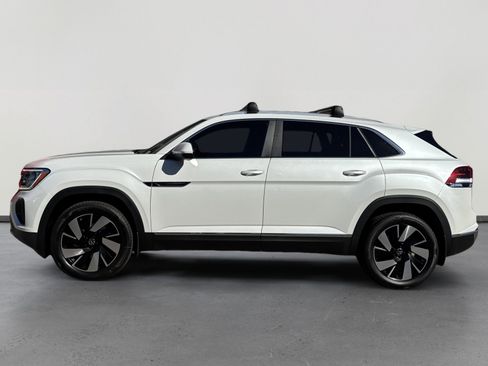 New 2026 Volkswagen Atlas Cross Sport SEL image 3