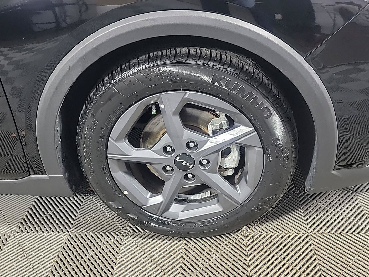 Used 2025 Kia K4 FWD image 3