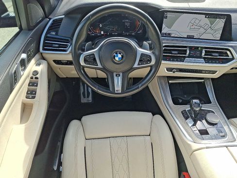 Used 2021 BMW X5 xDrive40i w/ M Sport Package image 11