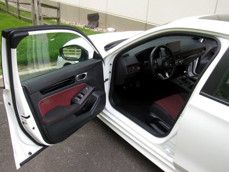 Used 2024 Honda Civic Si image 16