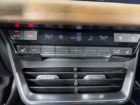 Certified 2023 Audi e-tron GT Prestige w/ Prestige Package image 23