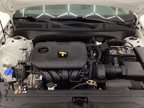 Used 2023 Kia Forte LXS image 40