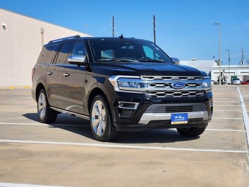 Used 2024 Ford Expedition Max Platinum image 3