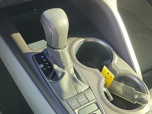 Used 2021 Toyota Camry XSE image 25