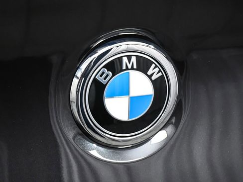 Used 2025 BMW X4 xDrive30i AWD/4WD image 84
