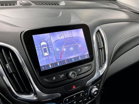 Used 2019 Chevrolet Equinox Premier image 15