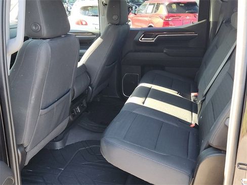 Used 2022 Chevrolet Silverado 1500 LT w/ Protection Package image 9