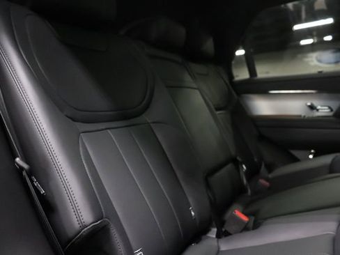 Used 2025 Land Rover Range Rover Sport Dynamic SE AWD/4WD image 23