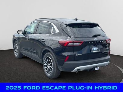 New 2025 Ford Escape SE w/ PHEV Premium Package