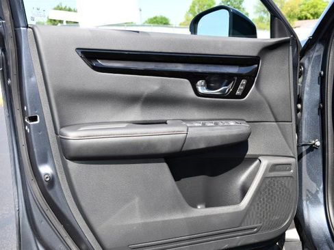 Used 2026 Honda CR-V Sport Touring image 11