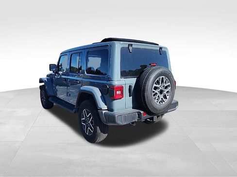 Certified 2024 Jeep Wrangler Sahara image 10