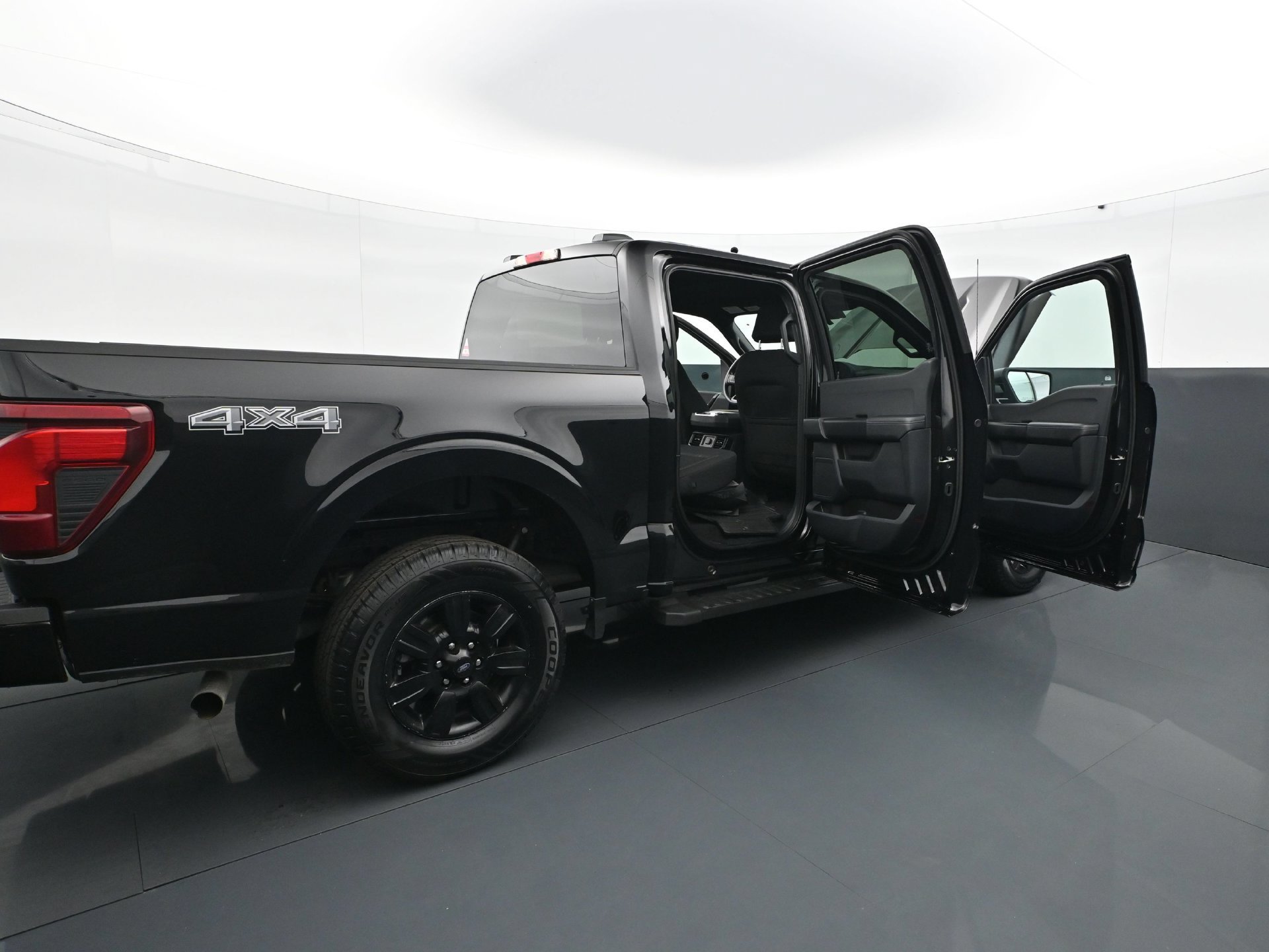 Used 2025 Ford F150 STX w/ STX Black Appearance Package AWD/4WD image 32