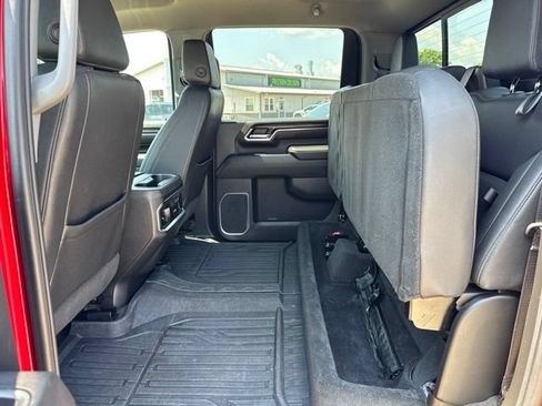 Used 2024 GMC Sierra 2500 SLT AWD/4WD image 24