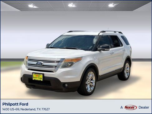 Used 2014 Ford Explorer XLT w/ Equipment Group 202A FWD image 1