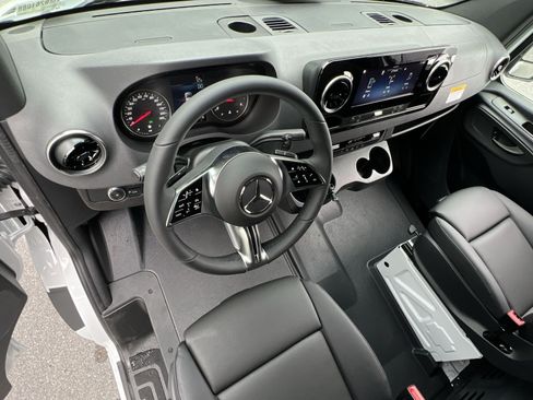 New 2026 Mercedes-Benz Sprinter 2500 image 13