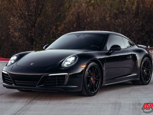 Used 2019 Porsche 911 Carrera 4S image 14