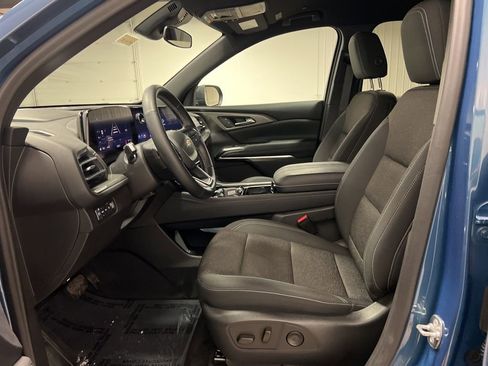 Certified 2024 Chevrolet Traverse LT w/ Trailering Package image 9