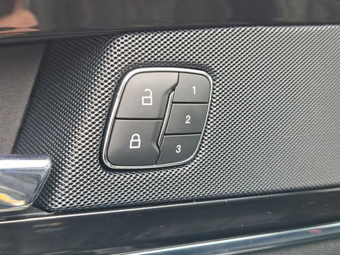 Used 2021 Lincoln Nautilus Reserve w/ Monochromatic Package AWD/4WD image 38