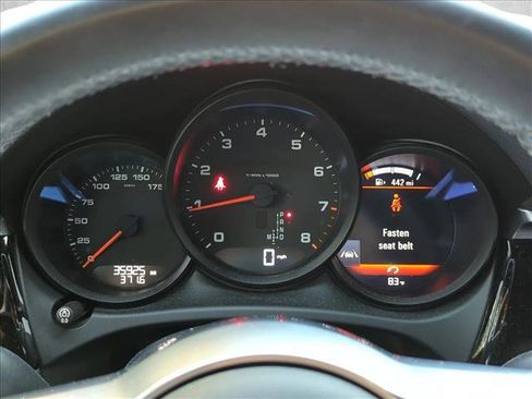 Used 2020 Porsche Macan AWD/4WD image 10