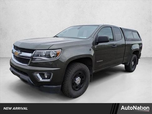 Used 2018 Chevrolet Colorado W/T AWD/4WD image 1