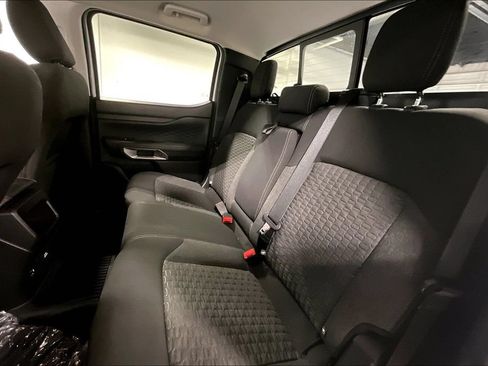 Used 2025 Ford Ranger XLT w/ Equipment Group 301A High RWD image 31
