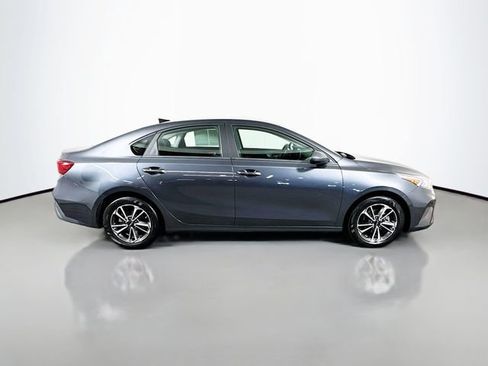 Used 2024 Kia Forte LXS image 9