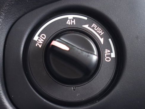 Used 2022 Nissan Frontier PRO-4X w/ Pro-4X Premium Package image 27