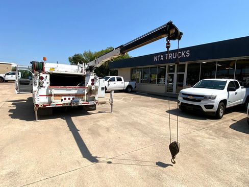 Used 2011 Ford F550 2WD Regular Cab Super Duty w/ Payload Upgrade Pkg image 46