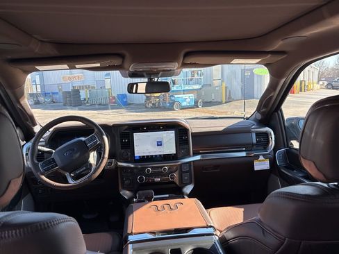 New 2025 Ford F150 King Ranch w/ FX4 Off-Road Package image 18